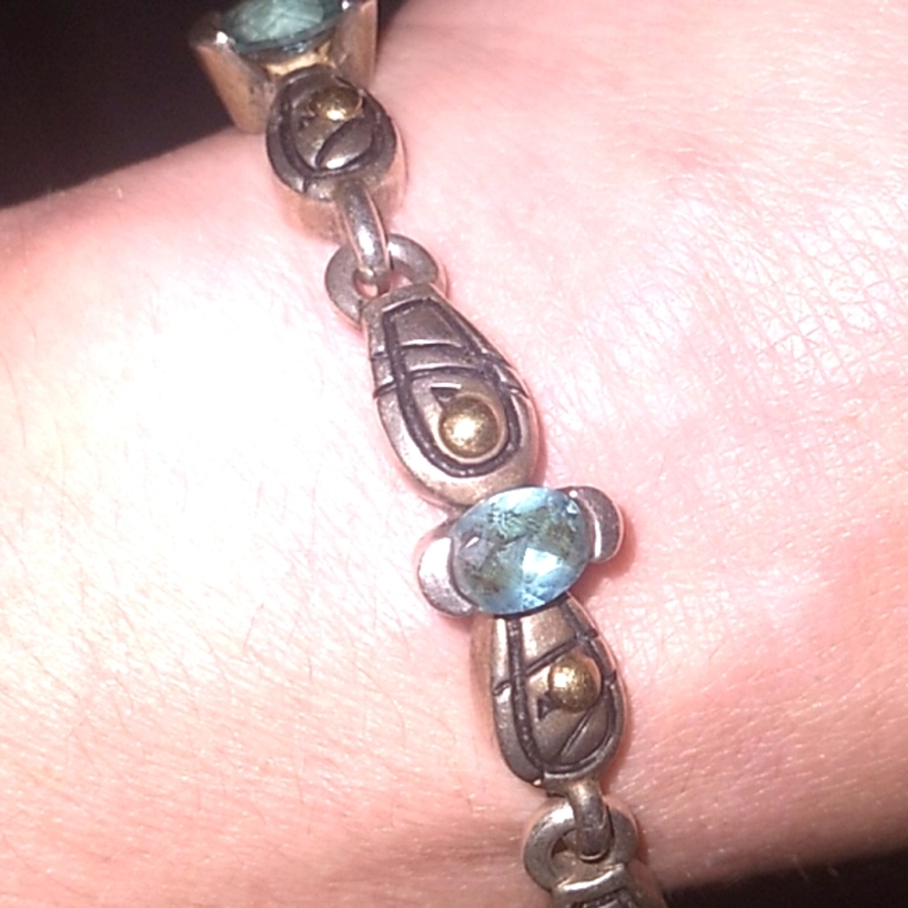 Vintage Braclet .solid 925 18k And Blur Topaz . Marked QA * Qaulity assurance *
